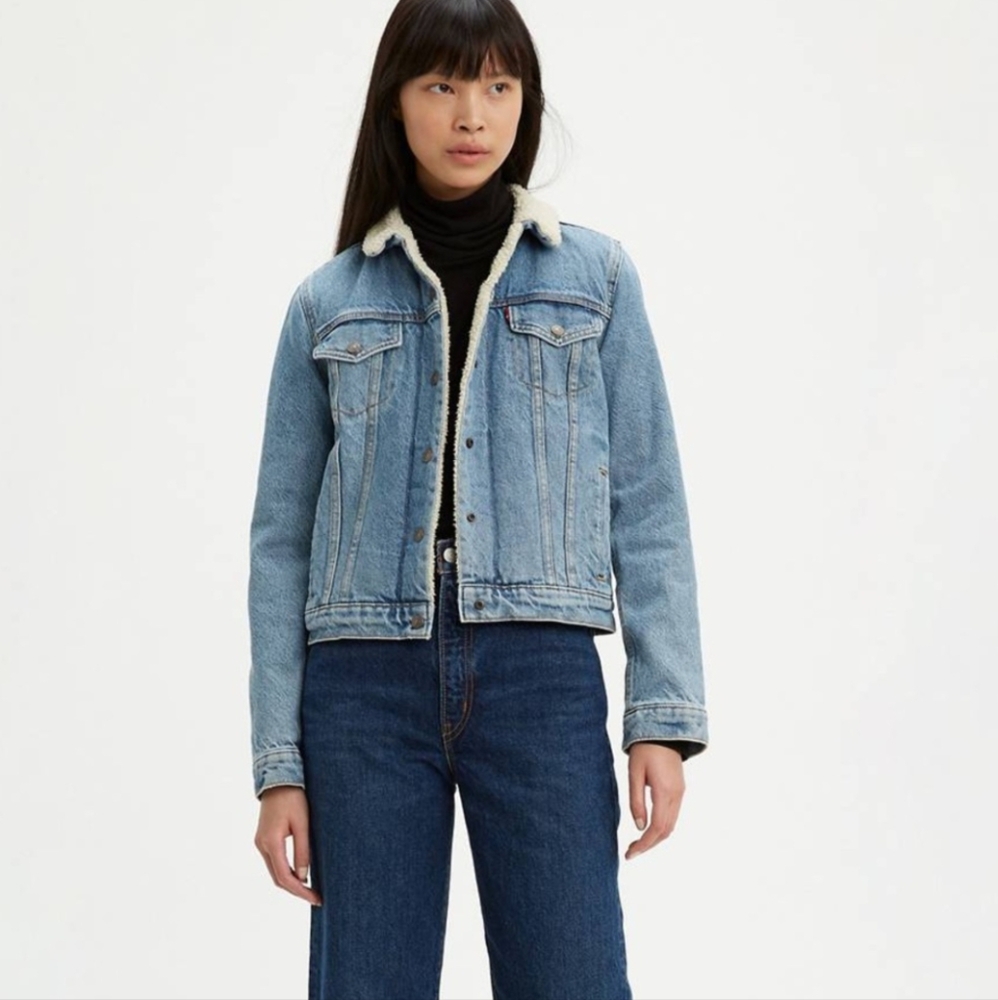 Levi's Sherpa Lines Denim Trucker Jacket - M